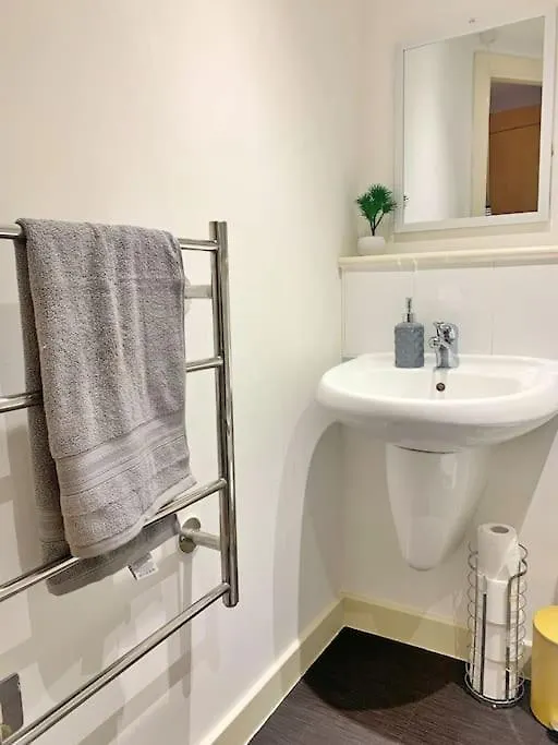 Two Bedroom Apartment In Central Bournemouth United Kingdom